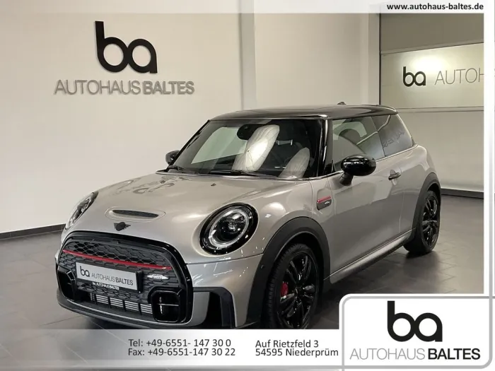 MINI JCW 17