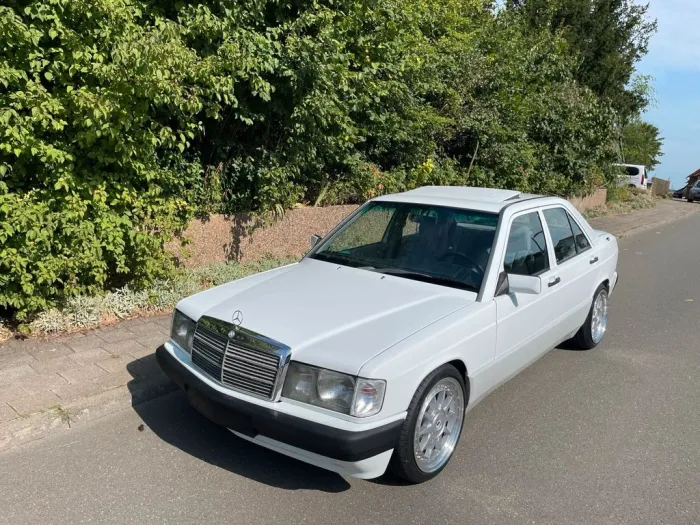 Mercedes-Benz Mercedes 190E 5-Gang , 17 Zoll, Tüv neu, g...