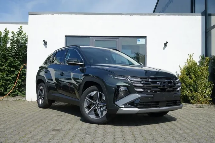 Hyundai Tucson TREND HYBRID 239PS +KRELL +elektr. Sitze!