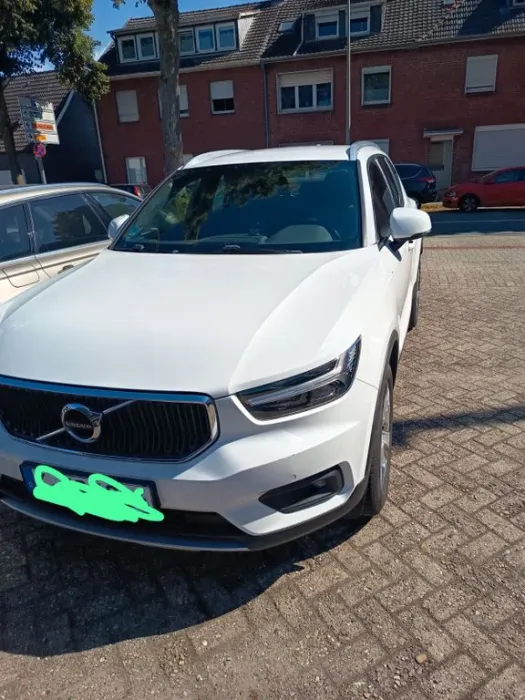 Volvo XC40 T2 Momentum Pro Momentum Pro