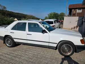 Mercedes-Benz Mercedes Benz