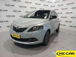 Lancia Ypsilon 1.0 FireFly 70cv Hybrid Platino