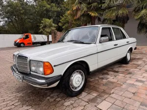 Mercedes-Benz 200 D W123