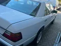 Mercedes-Benz Mercedes W124 E200