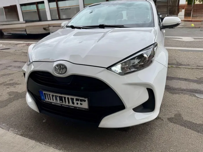 Toyota Yaris 1.0 Comfort - Inspektion neu - Allwetter