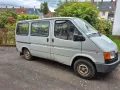Ford Biete hier ein Ford Transit Bus an