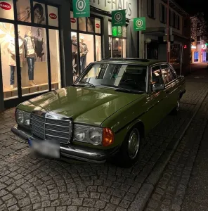 Mercedes-Benz Mercedes W123 - Grün - Grün - Automatik
