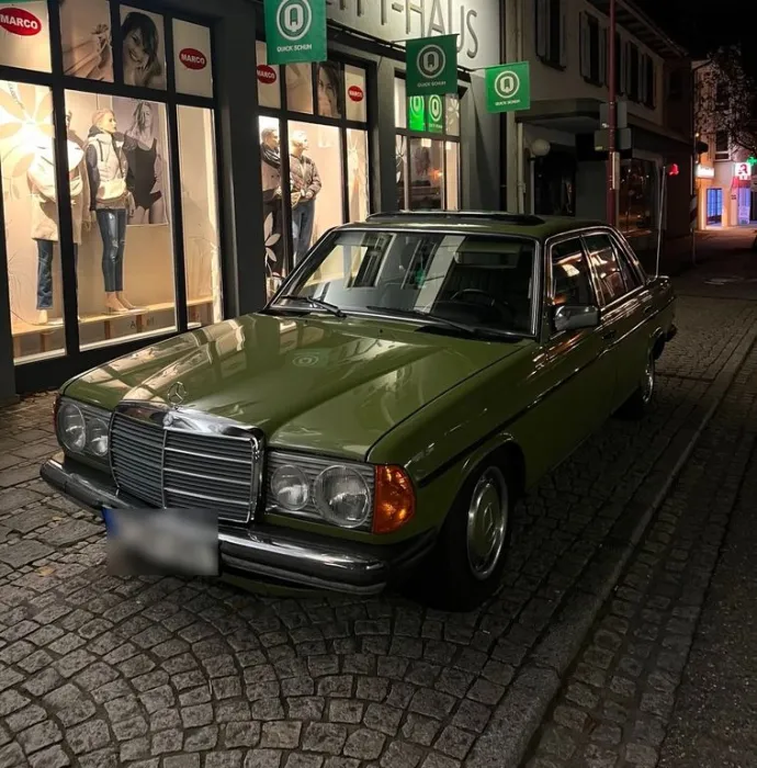 Mercedes-Benz Mercedes W123 - Grün - Grün - Automatik