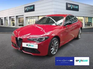 Alfa Romeo Giulia Sprint Q4 Keyless CarPlay KAM