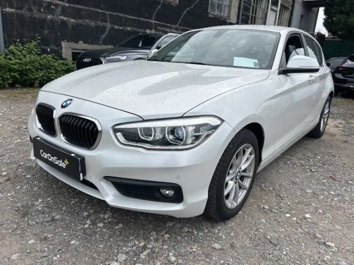 BMW 118  i Navi*LED*Sportsitze*Komfortzugang