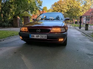 Opel Astra F 71 PS Schiebedach Servolenkun...