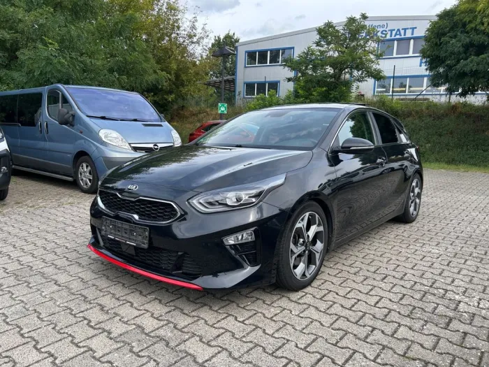 Kia cee'd / Ceed 1.4 T-GDI Platinum Edition