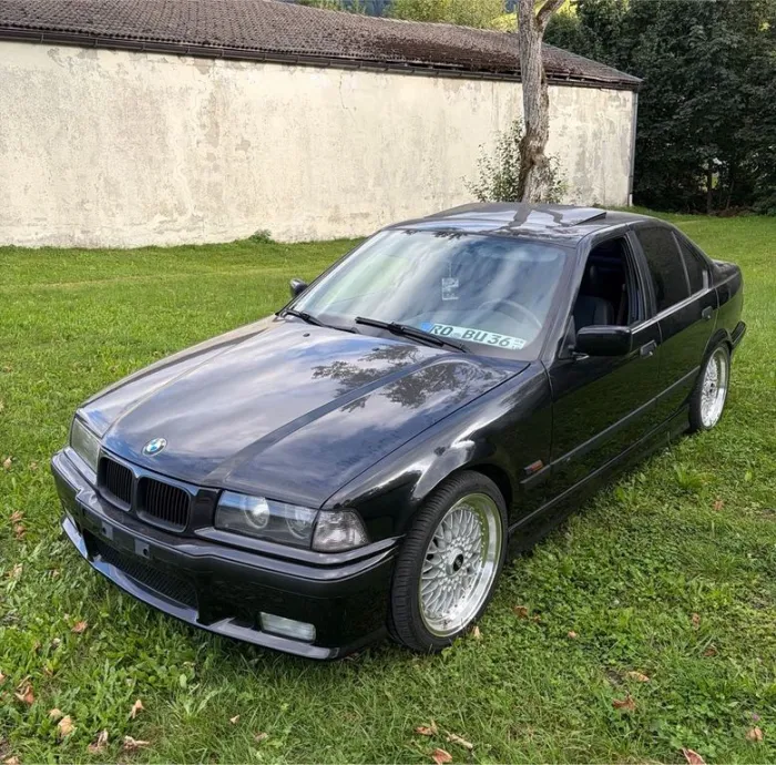 BMW E36 323i BASTLER totalschaden