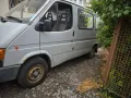 Ford Biete hier ein Ford Transit Bus an