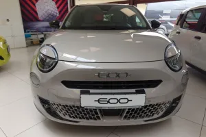 Fiat 600 e 115 kW La Prima