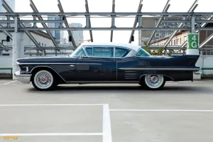 Cadillac Coupe de Ville Series 62