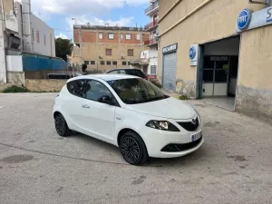 Other Lancia Ypsilon 1.0 5 porte S&S Hybrid Gold