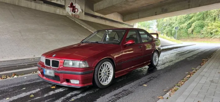 BMW E36 320i Limousine, 6-Zylinder, TÜV 05...