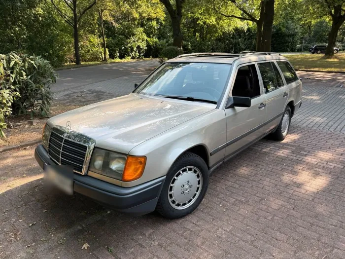 Mercedes-Benz 200 TE S124