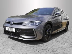 Volkswagen Passat 2.0l TDI SCR 4MOTION DSG R-Line BLACK*KAM