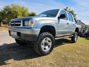 Toyota Hilux 2.4 D 4x4 Double Cab