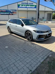 Volkswagen Passat 1.5 eHybrid R-Line/Garantie 2029/Insp Neu