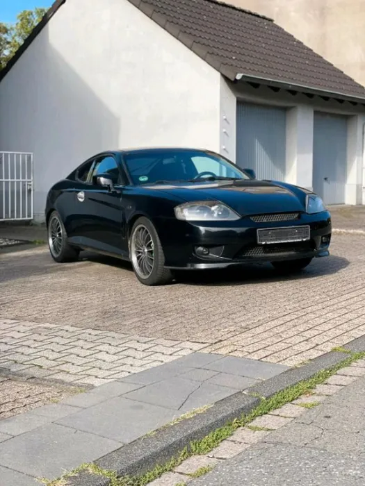Hyundai hyondai coupe/ bj 2006 / 2.0 L