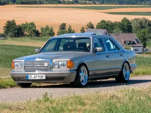 Mercedes-Benz w126 260se