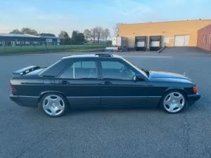 Mercedes-Benz W201 190e 2,0