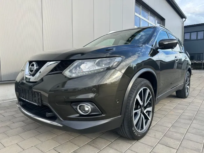 Nissan X-Trail Tekna DPF X -Tronic 360°/Navi/