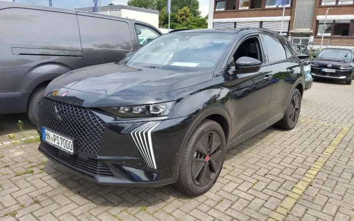 DS Automobiles DS7 Crossback  AT8 Performance Line+ DS Vision-L