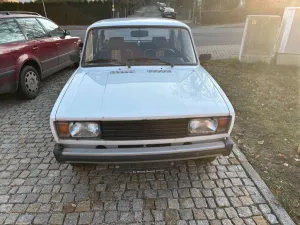 Lada 2105 1.3 Motor 4 Gang TüV 08/27