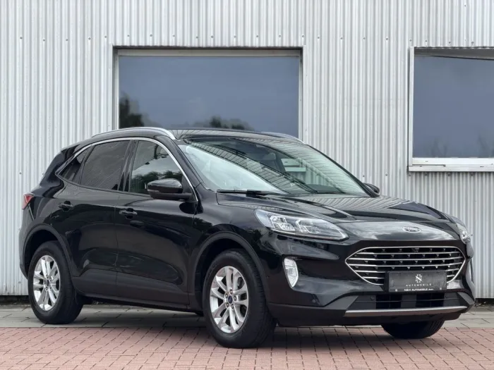 Ford Kuga Titanium X*Automatik*LED*CarPlay*Assistenz