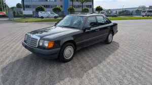 Mercedes-Benz 260