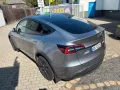 Tesla Model Y Long Range RWD AHK Quicksilver wie neu