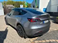 Tesla Model Y Long Range RWD AHK Quicksilver wie neu