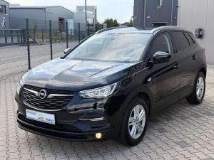 Opel Grandland X Edition mit fast voller Ausstattung