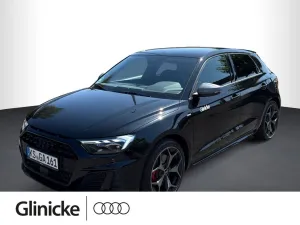 Audi A1 Sportback S line 40 2.0 TFSI DSG, RFK, LED