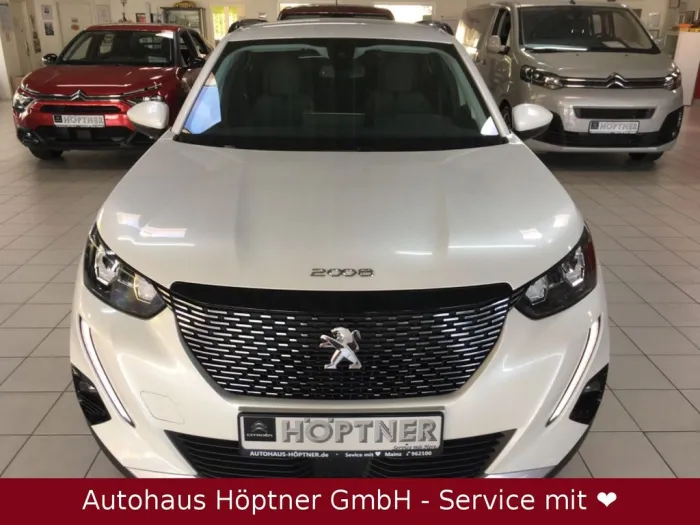 Peugeot 2008 PureTech 130 Allure Pack *INSPEKTION NEU*