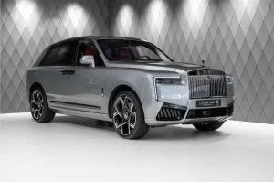 Rolls-Royce Cullinan BLACK BADGE 2026 GREY/RED STARLIGHT VIP