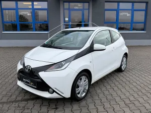 Toyota Aygo AYGO x-play Team D