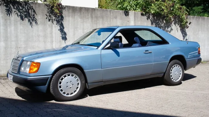 Mercedes-Benz CE 300 w124