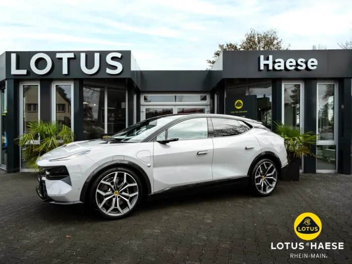 Lotus Eletre R Kaimu Grau - by LOTUS HAESE