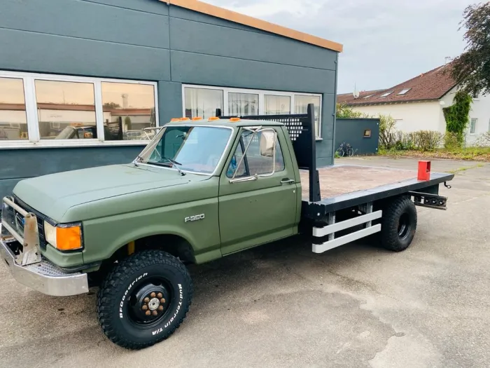 Ford F 350 Ex-Army 7,3 Diesel 4x4 Allrad