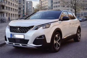 Peugeot 3008 GT-Line 165 NEU Service Focal 360 Panorama