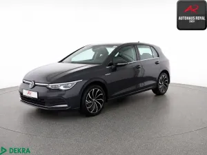 Volkswagen Golf VIII 2.0 TSI STYLE MASSAGE,MEMORY,AMBIENTE