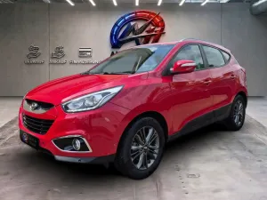 Hyundai ix35 blue 1.6l 2WD 29tkm!! SHZ/2 Z KLIMA/4SEASON