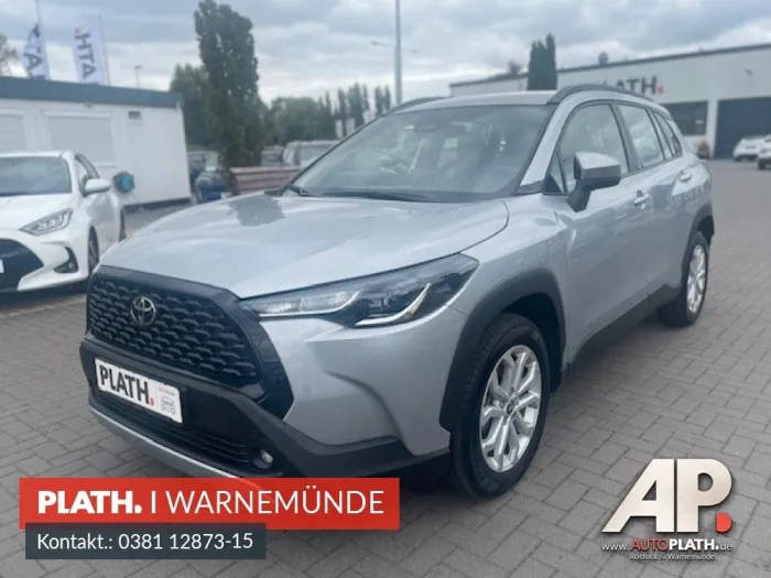 Toyota Corolla Cross 1.8 Hybrid FWD KAMERA NAVI