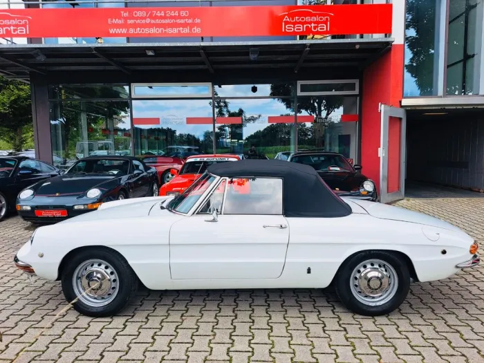Alfa Romeo Spider 1750 Duetto - Technik neu- H-Kz.