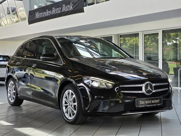 Mercedes-Benz B 200 Progressive PANODACH LED+PDC&KAM+AMBIENTE+